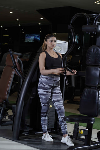 Women's Cx Dark Camouflage Leggie in Gray