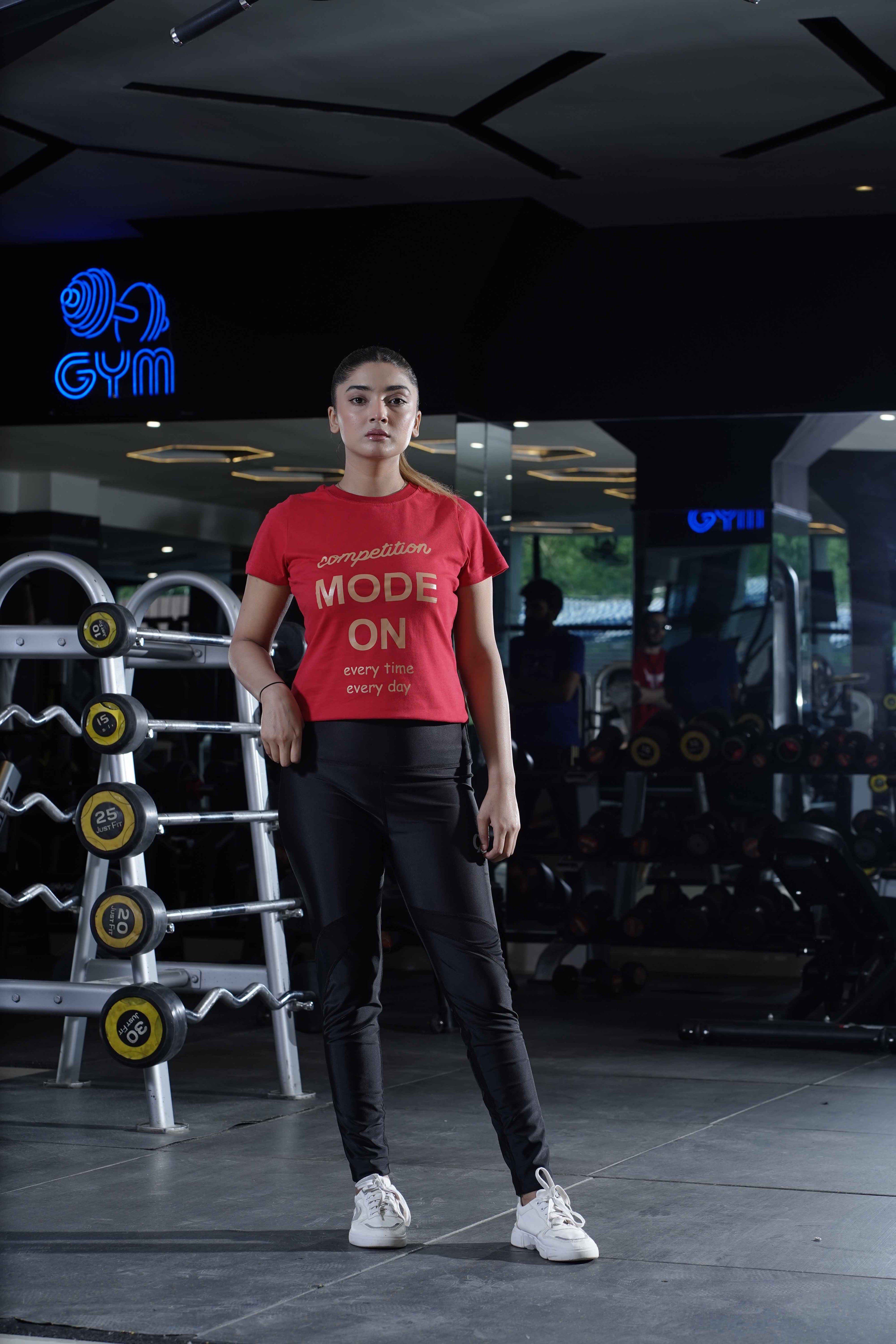 Women's Cx Level Burn Half Sleeves T-Shirt in Red